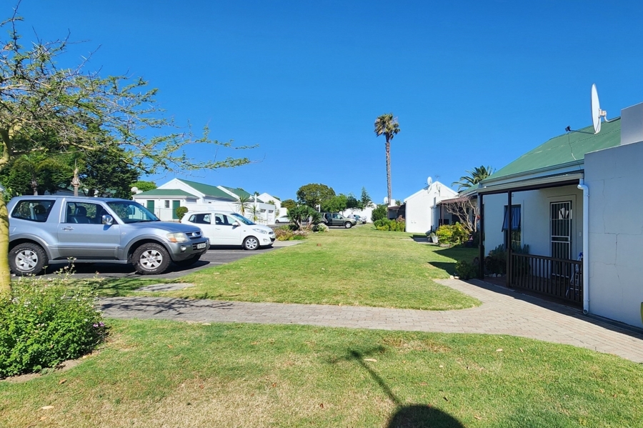 To Let 2 Bedroom Property for Rent in Goedemoed Western Cape